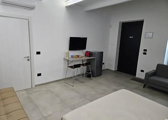 Anna Frühstückspension Leverano